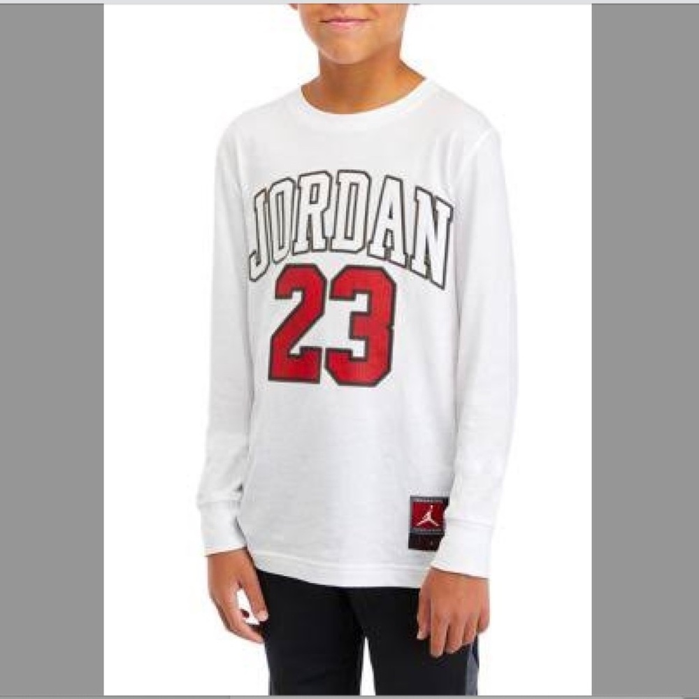 Jordan Boys' Practice Flight Long Sleeve T-Shirt